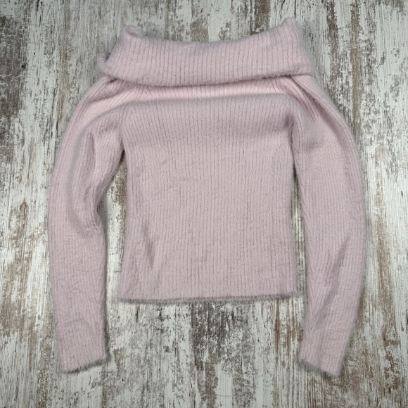 Off the Shoulder Baby Pink Sweater Barbie Core Bella Swan Core Sz M Major Label - Picture 2 of 10